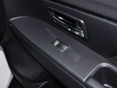 2013款 2.0L CVT 两驱时尚型5座
