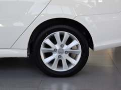 2013款 三厢 1.5L 自动 乐天版