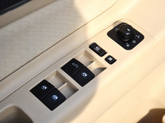 2013款 三厢 1.5L 手动 乐尚版