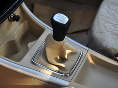2013款 三厢 1.5L 手动 乐尚版