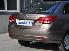2013款 三厢 1.5L 手动 乐尚版