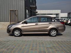 2013款 三厢 1.5L 手动 乐尚版