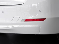2013款 320i 2.0T 自动 时尚型