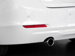 2013款 320i 2.0T 自动 时尚型