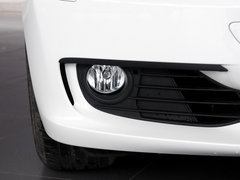 2013款 320i 2.0T 自动 时尚型