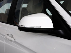 2013款 320i 2.0T 自动 时尚型