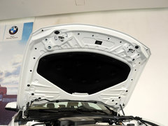2013款 320i 2.0T 自动 时尚型