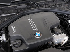 2013款 320i 2.0T 自动 时尚型