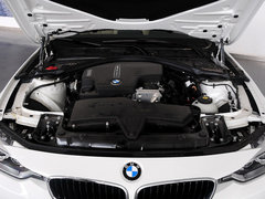 2013款 320i 2.0T 自动 时尚型
