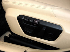 宝马3系 2013款 320i 2.0T 自动 时尚型