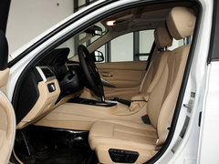 2013款 320i 2.0T 自动 时尚型