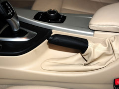 2013款 320i 2.0T 自动 时尚型