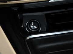 2013款 320i 2.0T 自动 时尚型