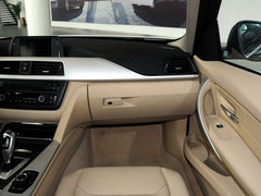 2013款 320i 2.0T 自动 时尚型