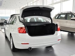 2013款 320i 2.0T 自动 时尚型