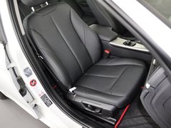 2013款 320i 2.0T 自动 时尚型
