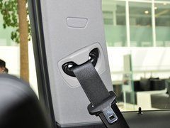 2013款 320i 2.0T 自动 时尚型