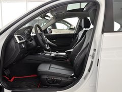 2013款 320i 2.0T 自动 时尚型