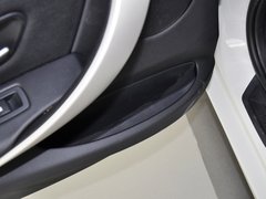 2013款 320i 2.0T 自动 时尚型