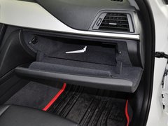 2013款 320i 2.0T 自动 时尚型