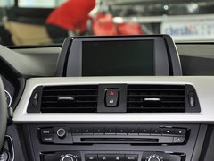 2013款 320i 2.0T 自动 时尚型