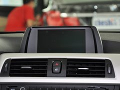 2013款 320i 2.0T 自动 时尚型