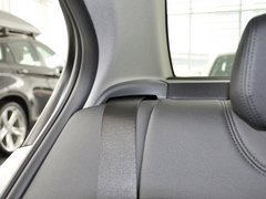 2013款 320i 2.0T 自动 时尚型
