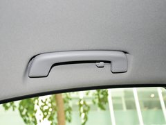 2013款 320i 2.0T 自动 时尚型