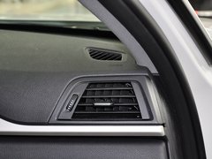 2013款 320i 2.0T 自动 时尚型