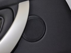 2013款 320i 2.0T 自动 时尚型