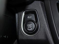 2013款 320i 2.0T 自动 时尚型