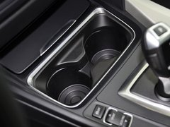 2013款 320i 2.0T 自动 时尚型