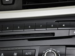 2013款 320i 2.0T 自动 时尚型