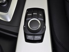 2013款 320i 2.0T 自动 时尚型