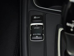 2013款 320i 2.0T 自动 时尚型