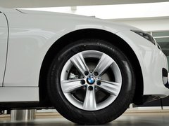 2013款 320i 2.0T 自动 时尚型