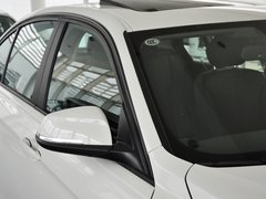 2013款 320i 2.0T 自动 时尚型