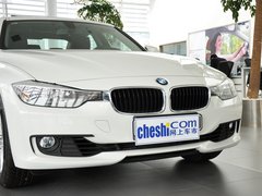 2013款 320i 2.0T 自动 时尚型