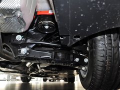 2013款 320i 2.0T 自动 时尚型