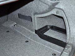 2013款 320i 2.0T 自动 时尚型