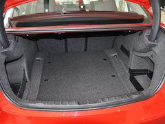 2013款 320i 2.0T 自动 时尚型