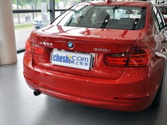 2013款 320i 2.0T 自动 时尚型