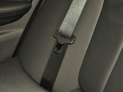 2013款 320i 2.0T 自动 时尚型