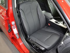 2013款 320i 2.0T 自动 时尚型
