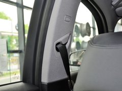 2013款 320i 2.0T 自动 时尚型