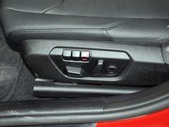 2013款 320i 2.0T 自动 时尚型