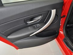 2013款 320i 2.0T 自动 时尚型