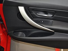 2013款 320i 2.0T 自动 时尚型