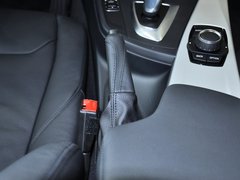 2013款 320i 2.0T 自动 时尚型