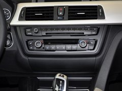 2013款 320i 2.0T 自动 时尚型